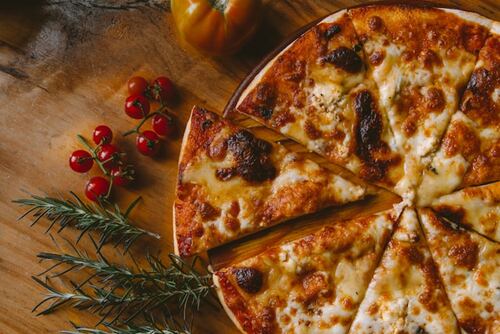 Exploring 5 Regional Pizza Toppings What’s Popular in Orem, Utah